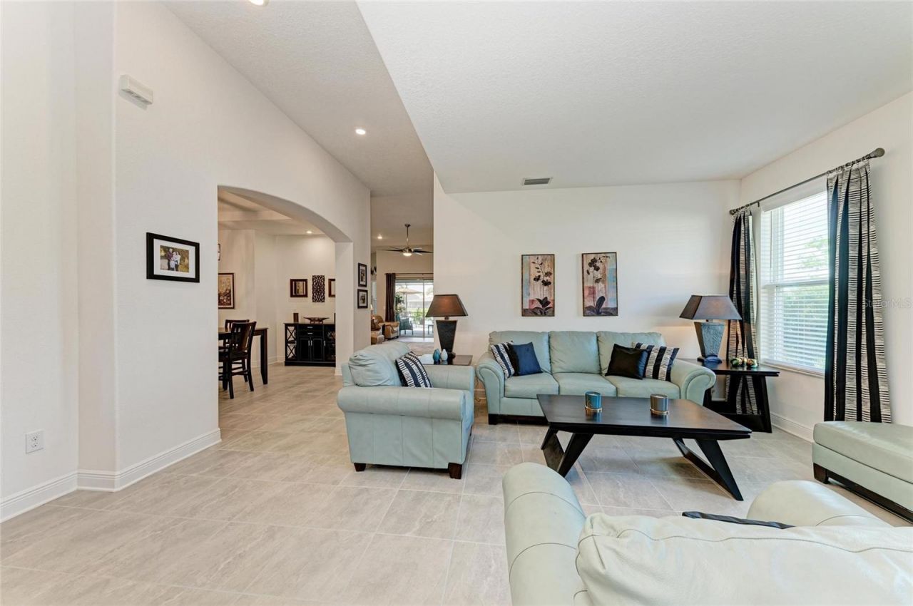 5811 Campina Place, Palmetto, FL 34221 Photo
