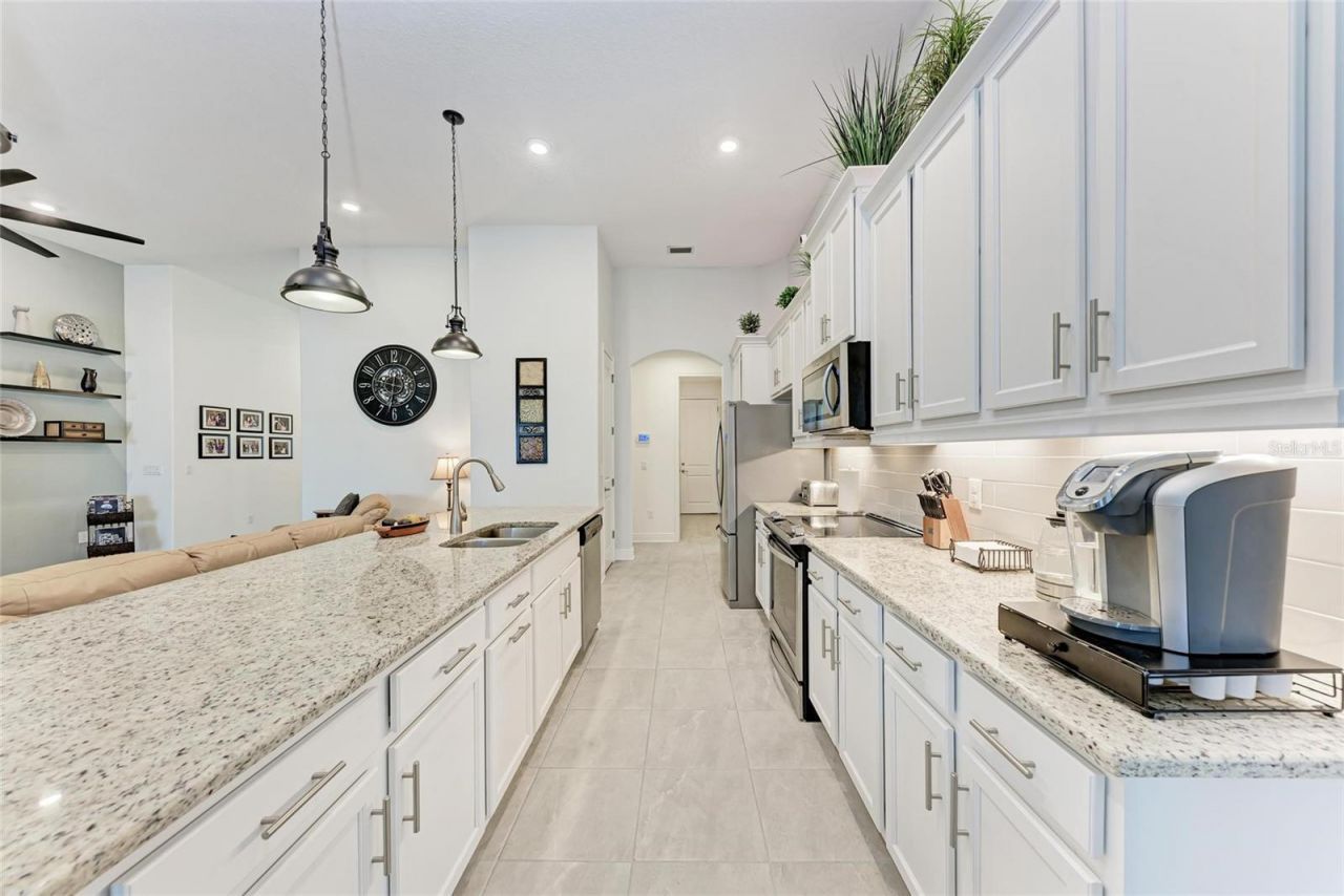 5811 Campina Place, Palmetto, FL 34221 Photo