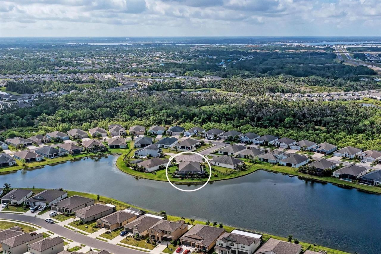 5811 Campina Place, Palmetto, FL 34221 Photo