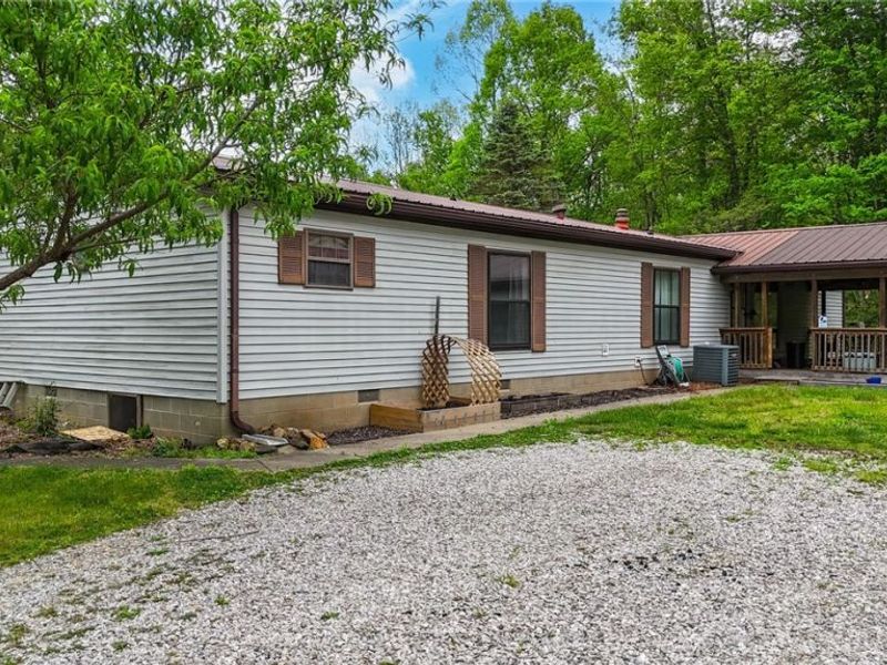 50 Dalzell Road, Whipple, OH 45788 Photo 5