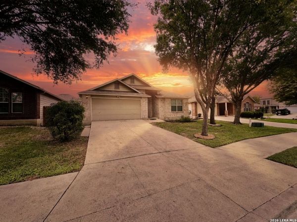3304 Whisper Blf, Schertz, TX 78108