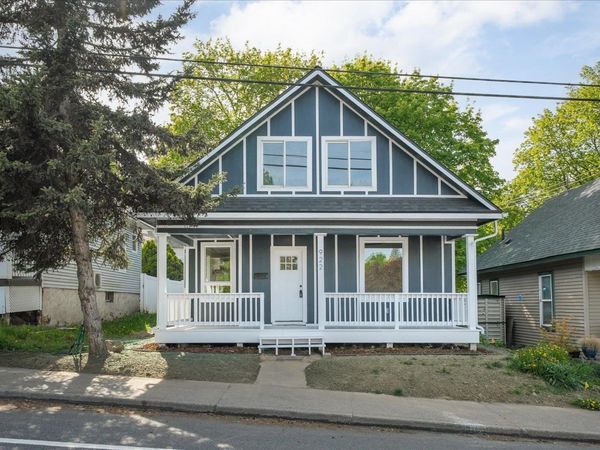 922 S SHERMAN St, Spokane, WA 99202