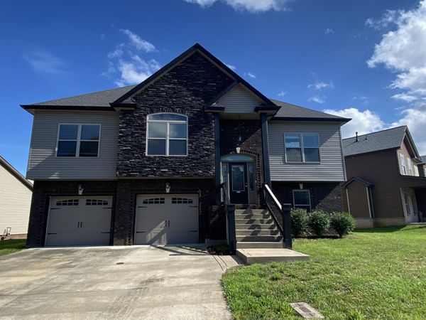 1283 Golden Eagle Way , Clarksville, TN 37040