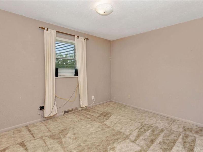 4200 Dayton Springfield Road, Springfield, OH 45502 Photo 21