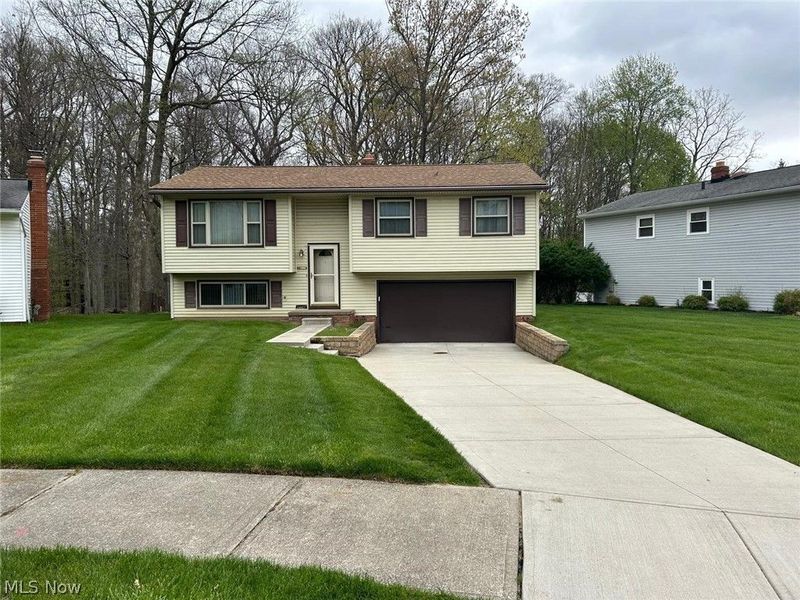 24437 Ridgeline, Bedford Heights, OH 44146 Photo 1