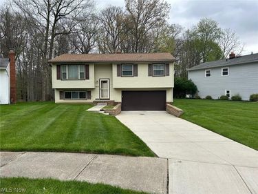 24437 Ridgeline, Bedford Heights, OH 44146