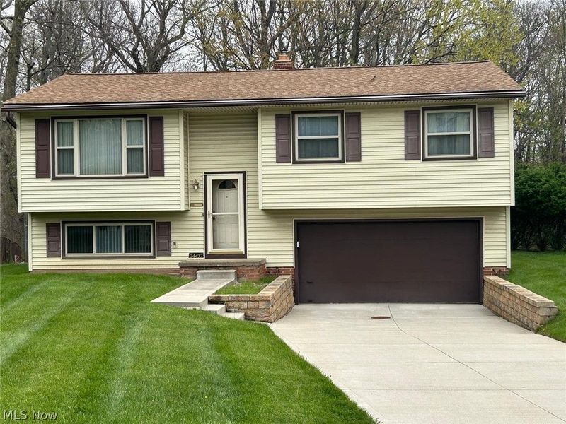 24437 Ridgeline, Bedford Heights, OH 44146 Photo 4