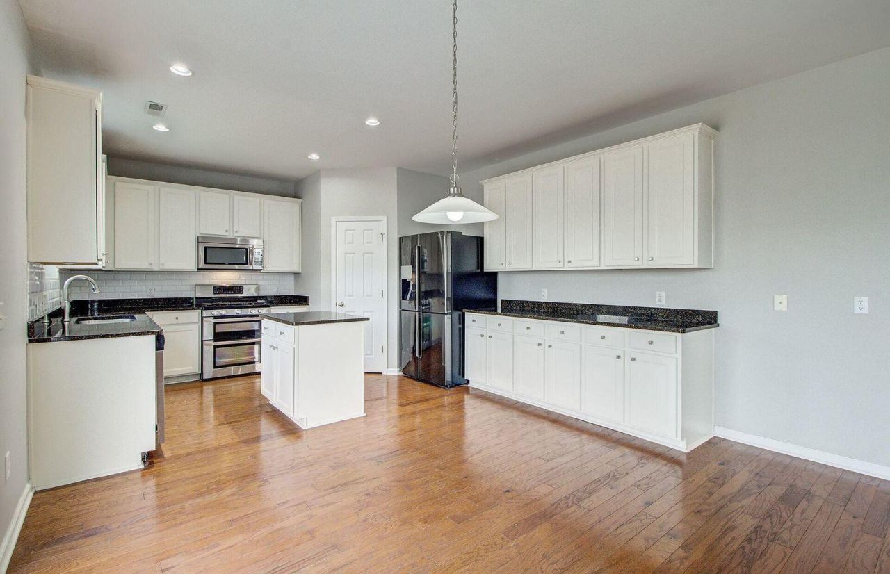 3130 Cold Harbor Way Photo 5