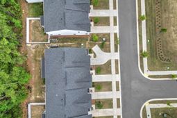 8010 Reagan Way photo 4