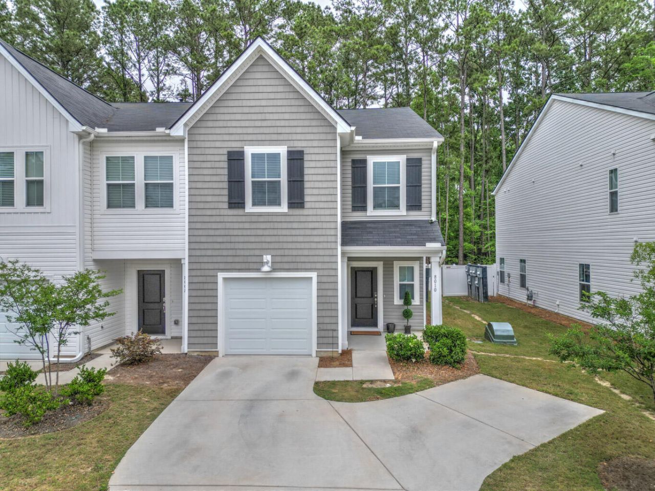 8010 Reagan Way Photo 34