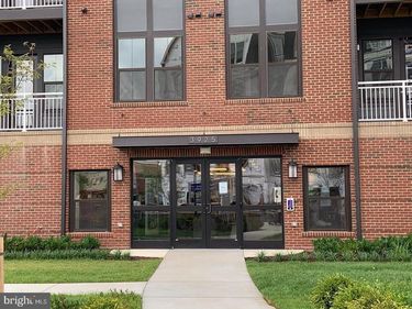 3925 FAIR RIDGE DRIVE, Unit 301, FAIRFAX, VA 22033