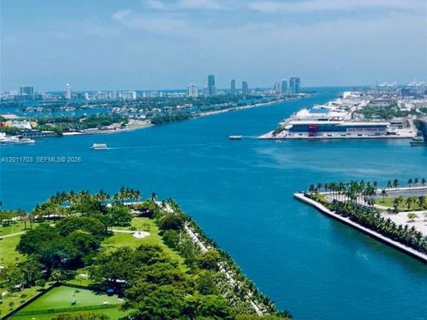900 Biscayne Blvd, Unit 2904, Miami, FL 33132