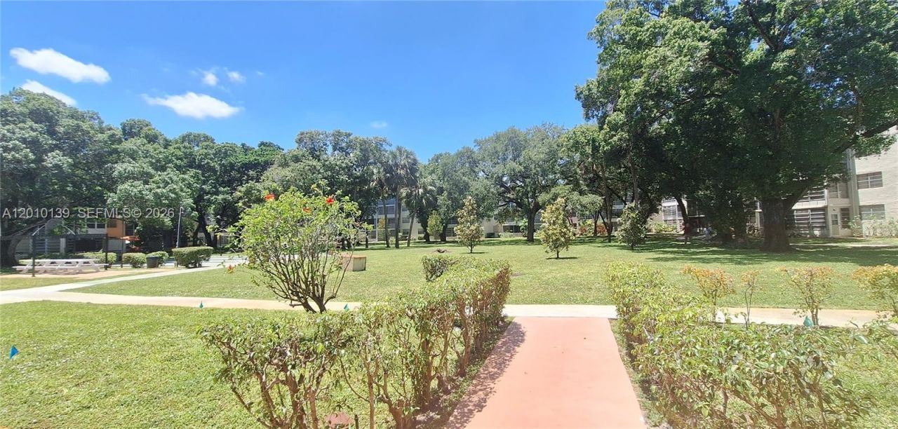 3000 NW 48th Ter, Unit 320, Lauderdale Lakes, FL 33313 Photo