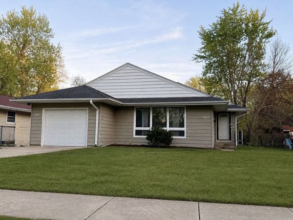 4619 Cleveland Avenue , Rockford, IL 61108