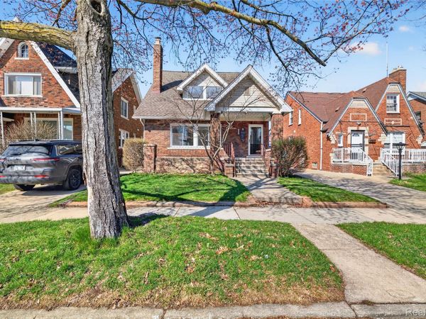 5019 Maple Street, Dearborn, Mi 48126