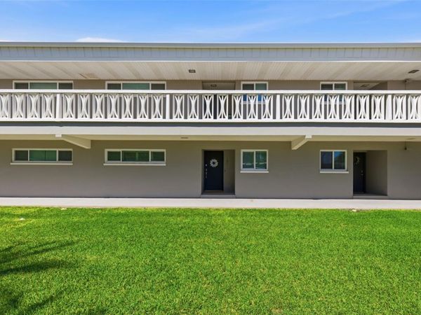 400 LARBOARD WAY , Unit 105, CLEARWATER BEACH, FL 33767