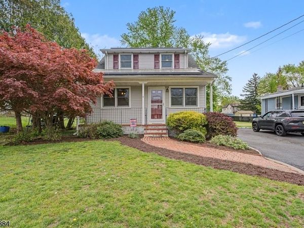 99 Oak St, Bridgewater, NJ 08807