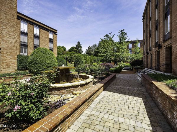 1400 Kenesaw Ave, Knoxville, TN 37919