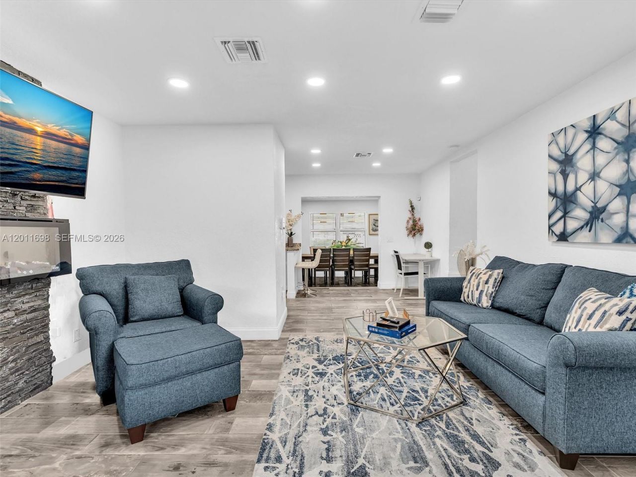 100 NW 8th Ave , Hallandale Beach, FL 33009 Photo