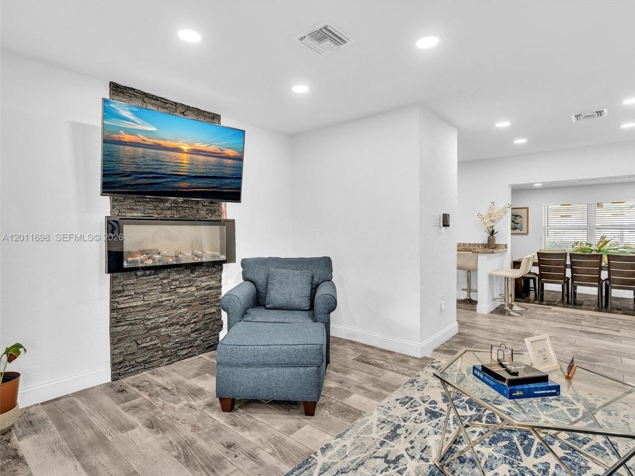 100 NW 8th Ave , Hallandale Beach, FL 33009 Photo