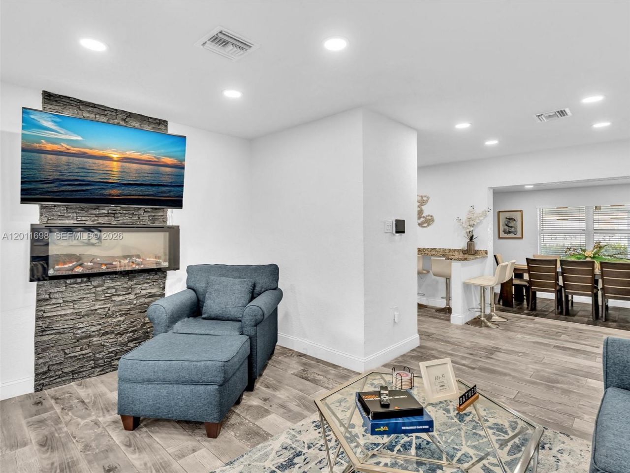 100 NW 8th Ave , Hallandale Beach, FL 33009 Photo