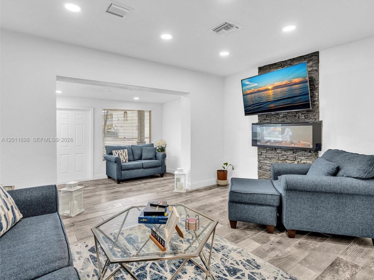 100 NW 8th Ave , Hallandale Beach, FL 33009 Photo