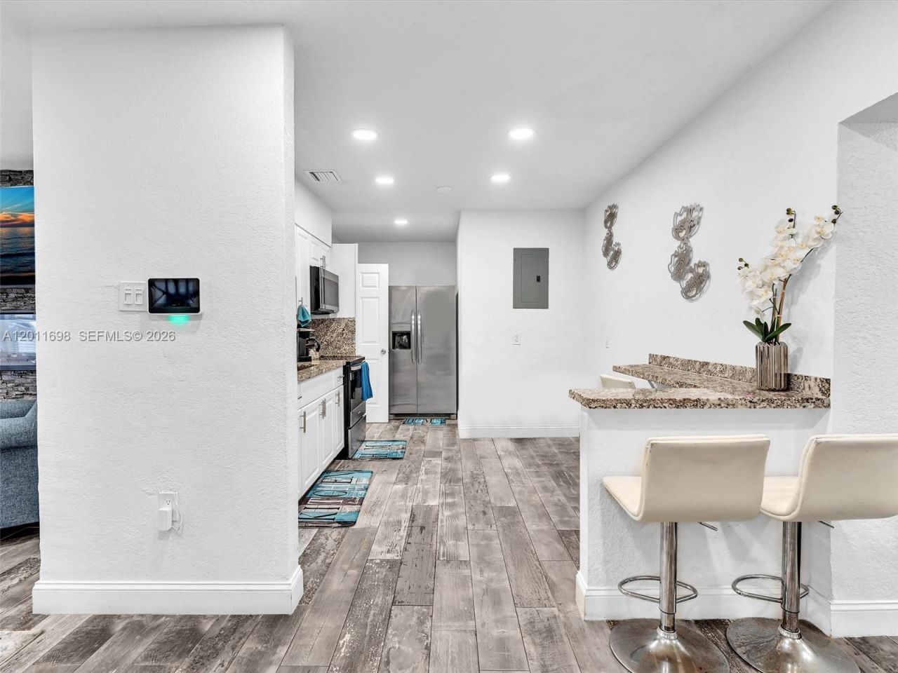 100 NW 8th Ave , Hallandale Beach, FL 33009 Photo