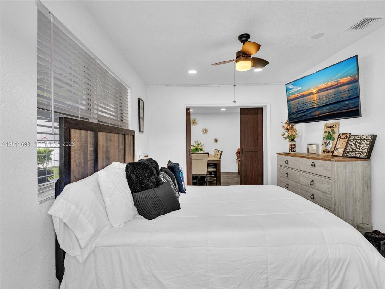 100 NW 8th Ave , Hallandale Beach, FL 33009 Photo