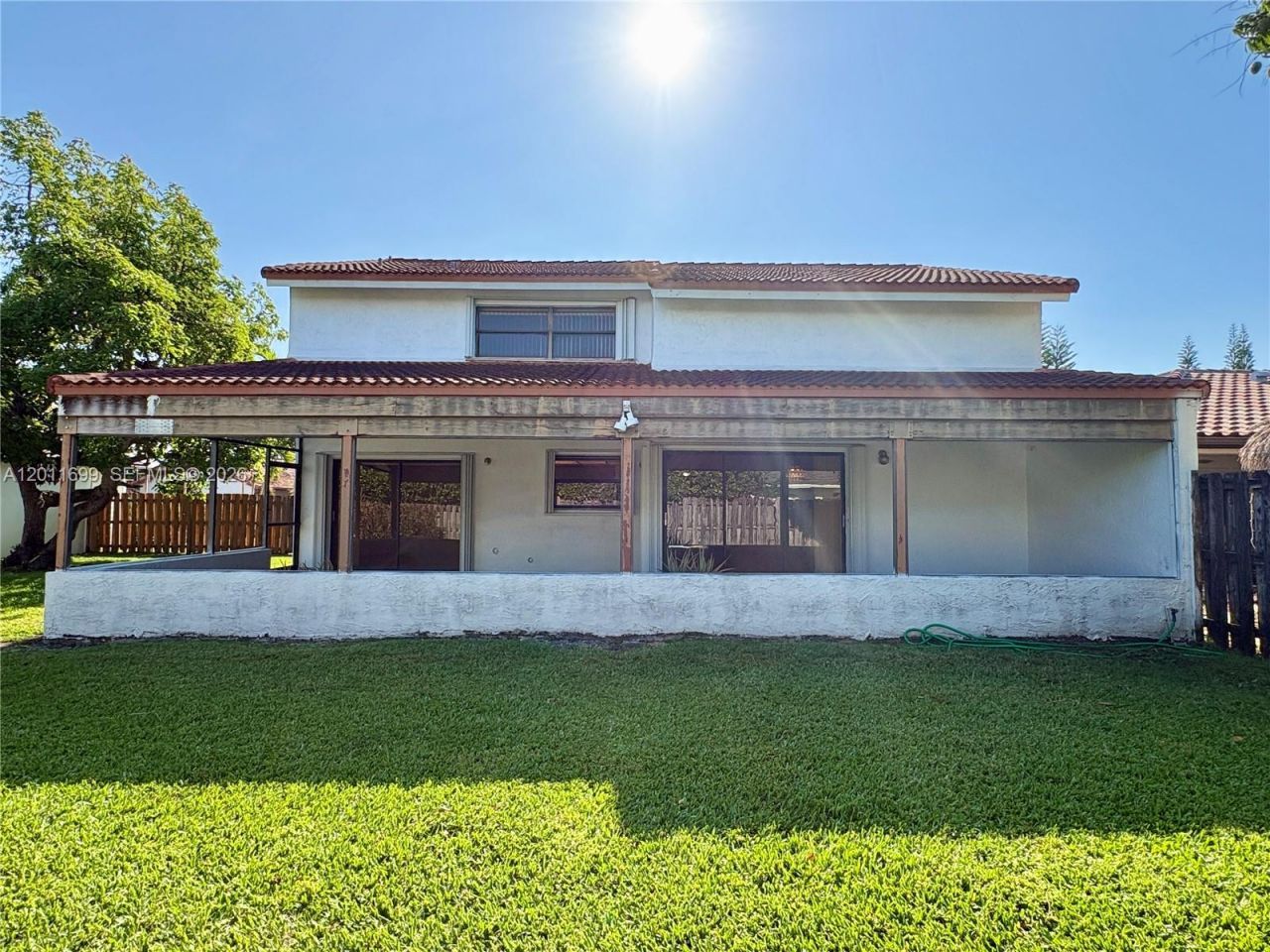 6700 SW 104th Ct, Miami, FL 33173 Photo
