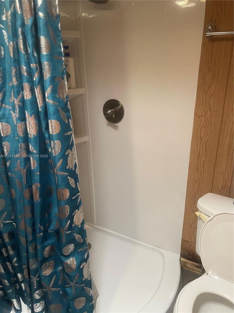 325 Calusa St , Key Largo, FL 33037 Photo