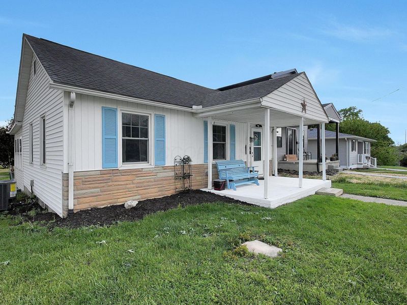 139 Hayward Street , Circleville, OH 43113 Photo 3