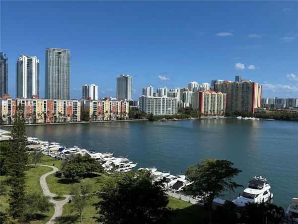 290 174th St, Unit 1112, Sunny Isles Beach, FL 33160