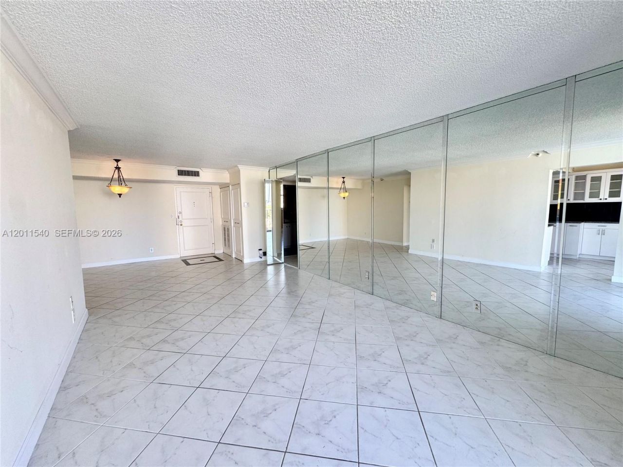 290 174th St , Unit 1112, Sunny Isles Beach, FL 33160 Photo