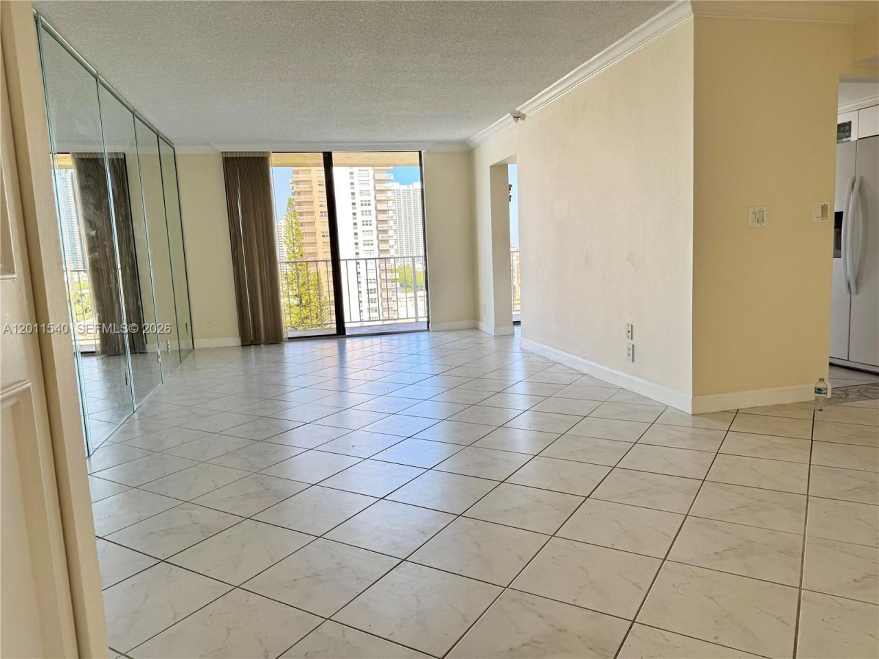 290 174th St , Unit 1112, Sunny Isles Beach, FL 33160 Photo