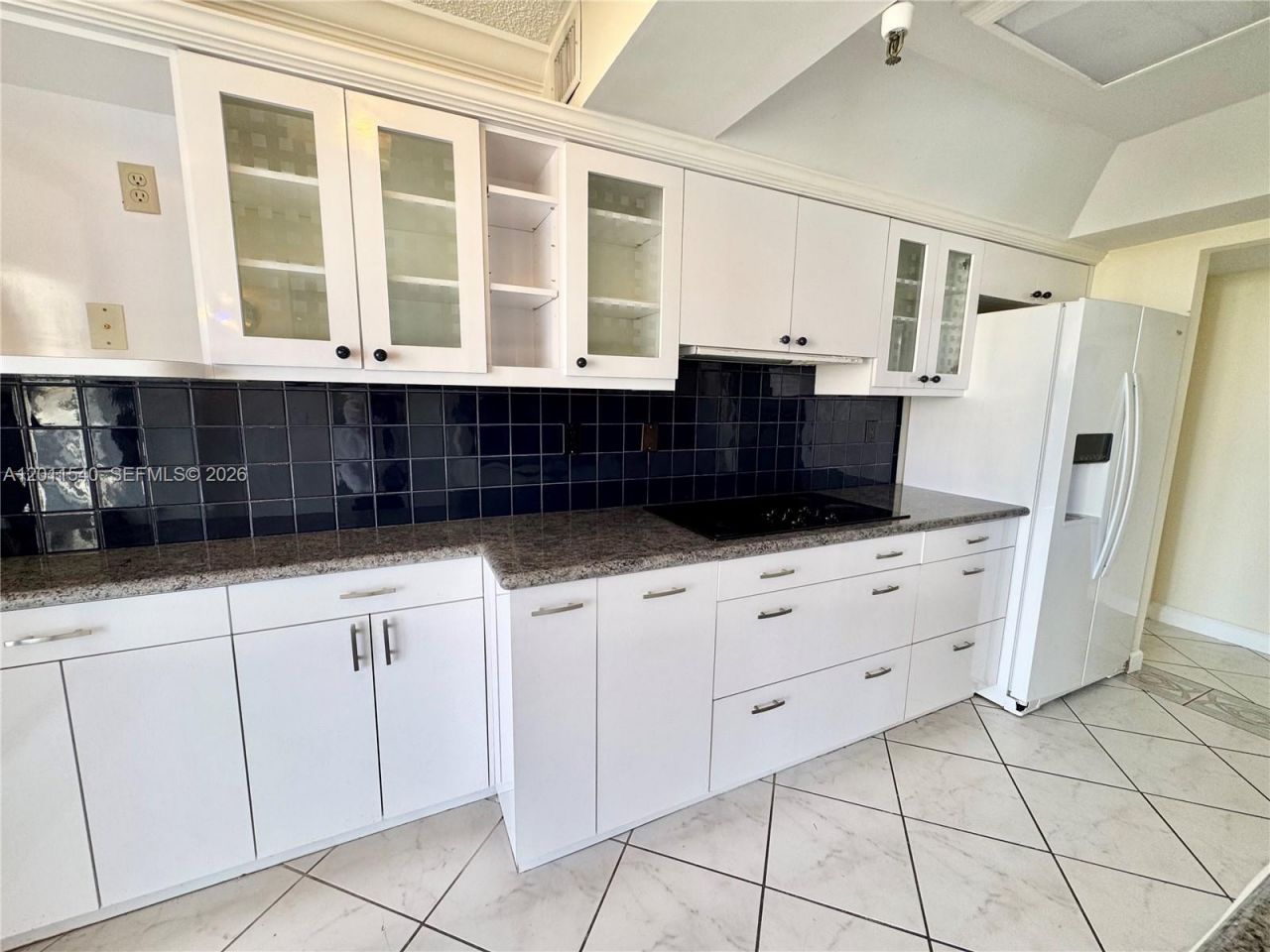 290 174th St , Unit 1112, Sunny Isles Beach, FL 33160 Photo