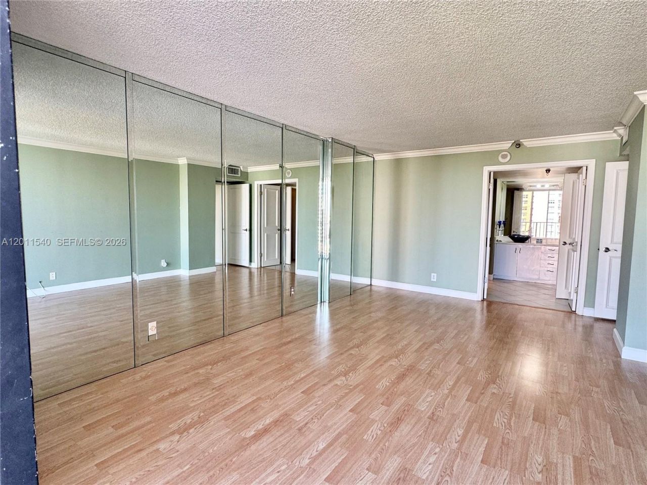 290 174th St , Unit 1112, Sunny Isles Beach, FL 33160 Photo