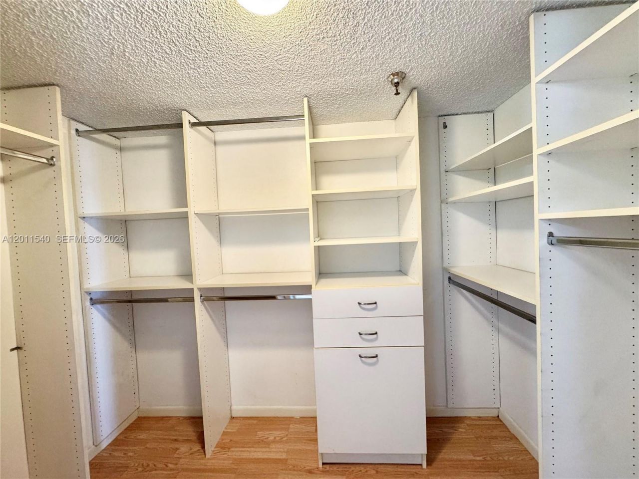 290 174th St , Unit 1112, Sunny Isles Beach, FL 33160 Photo