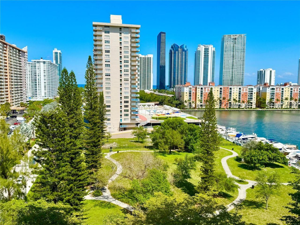 290 174th St , Unit 1112, Sunny Isles Beach, FL 33160 Photo