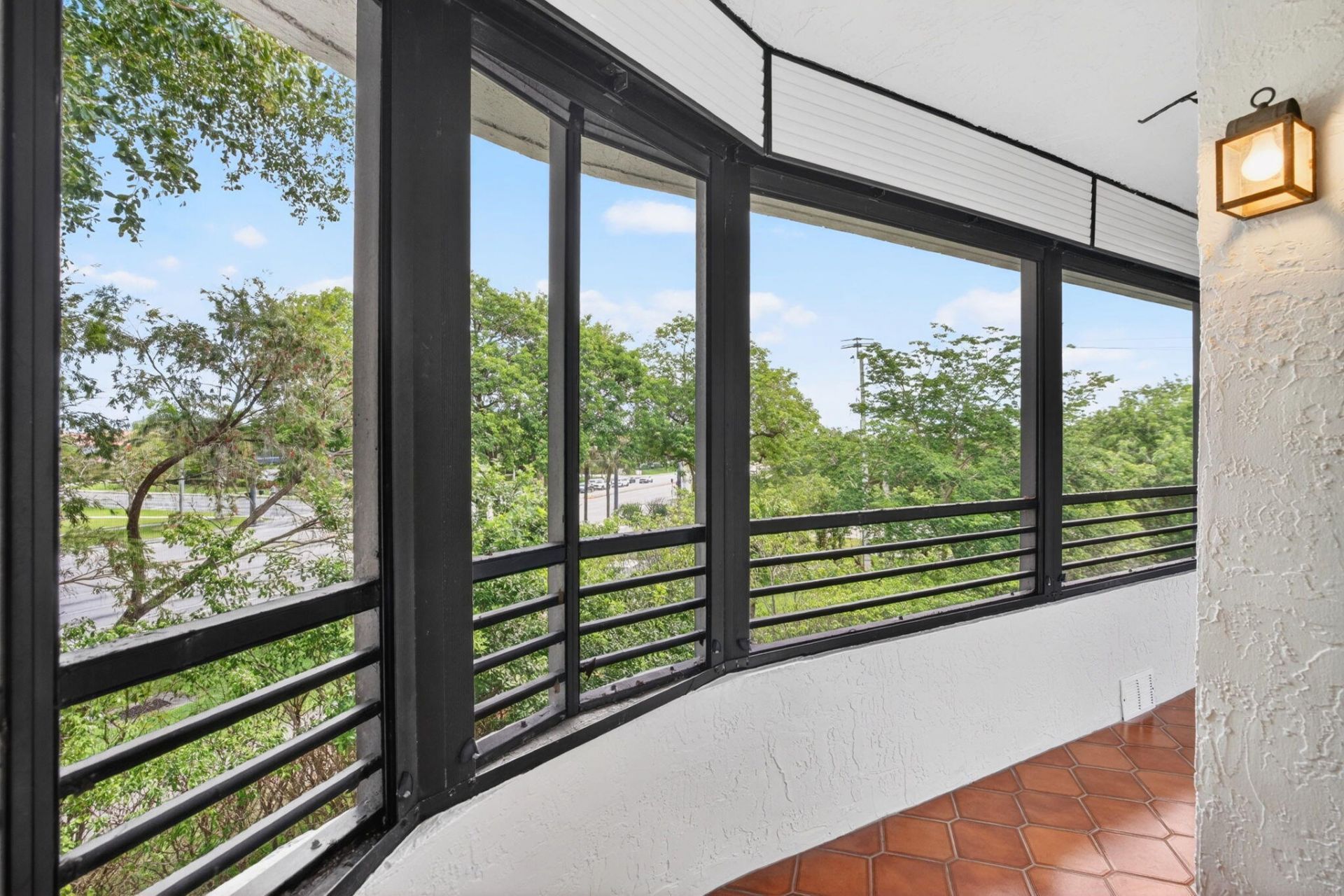 1410 Sheridan Street, Unit 19i, Hollywood, FL 33020 Photo