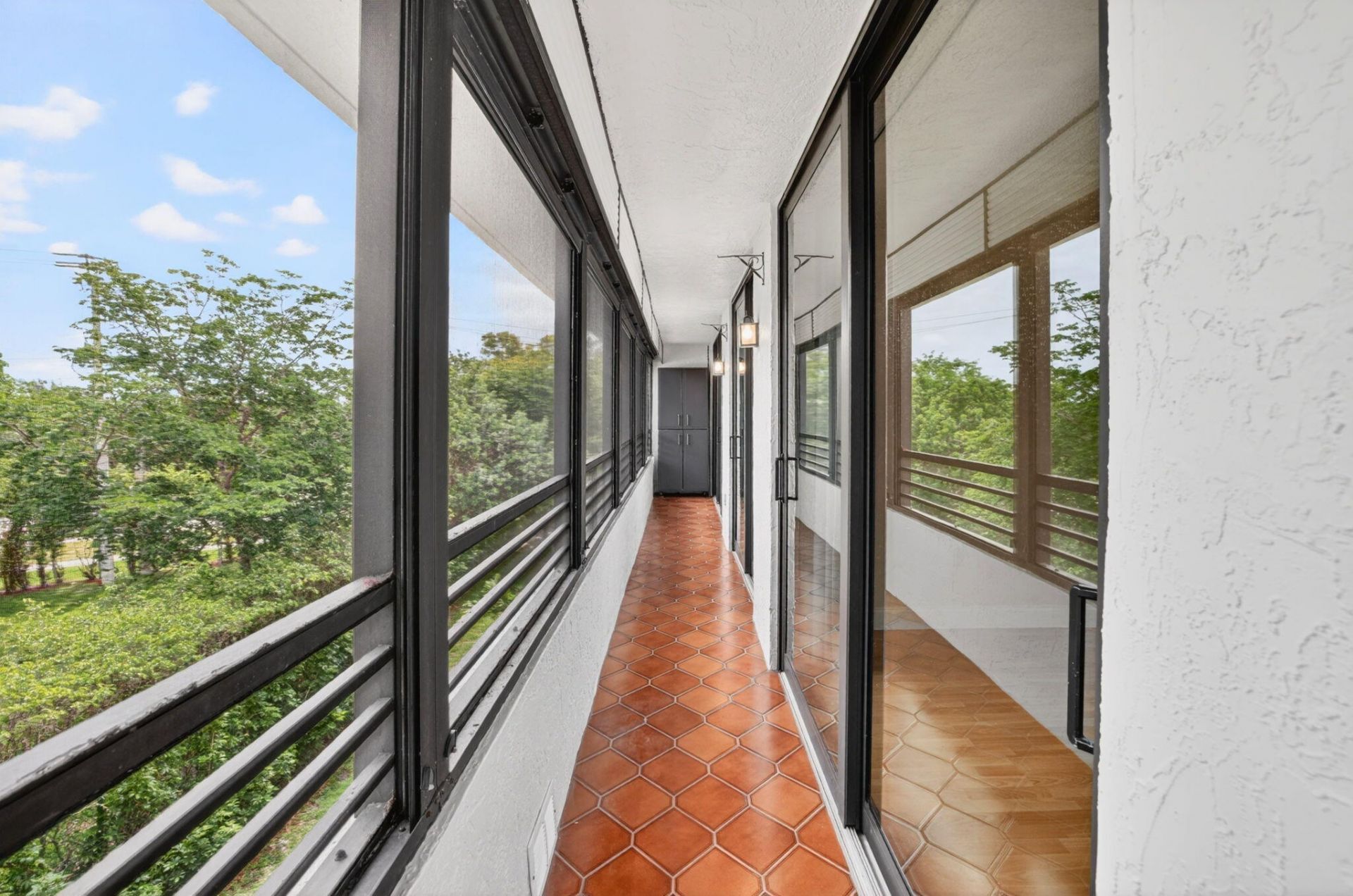 1410 Sheridan Street, Unit 19i, Hollywood, FL 33020 Photo