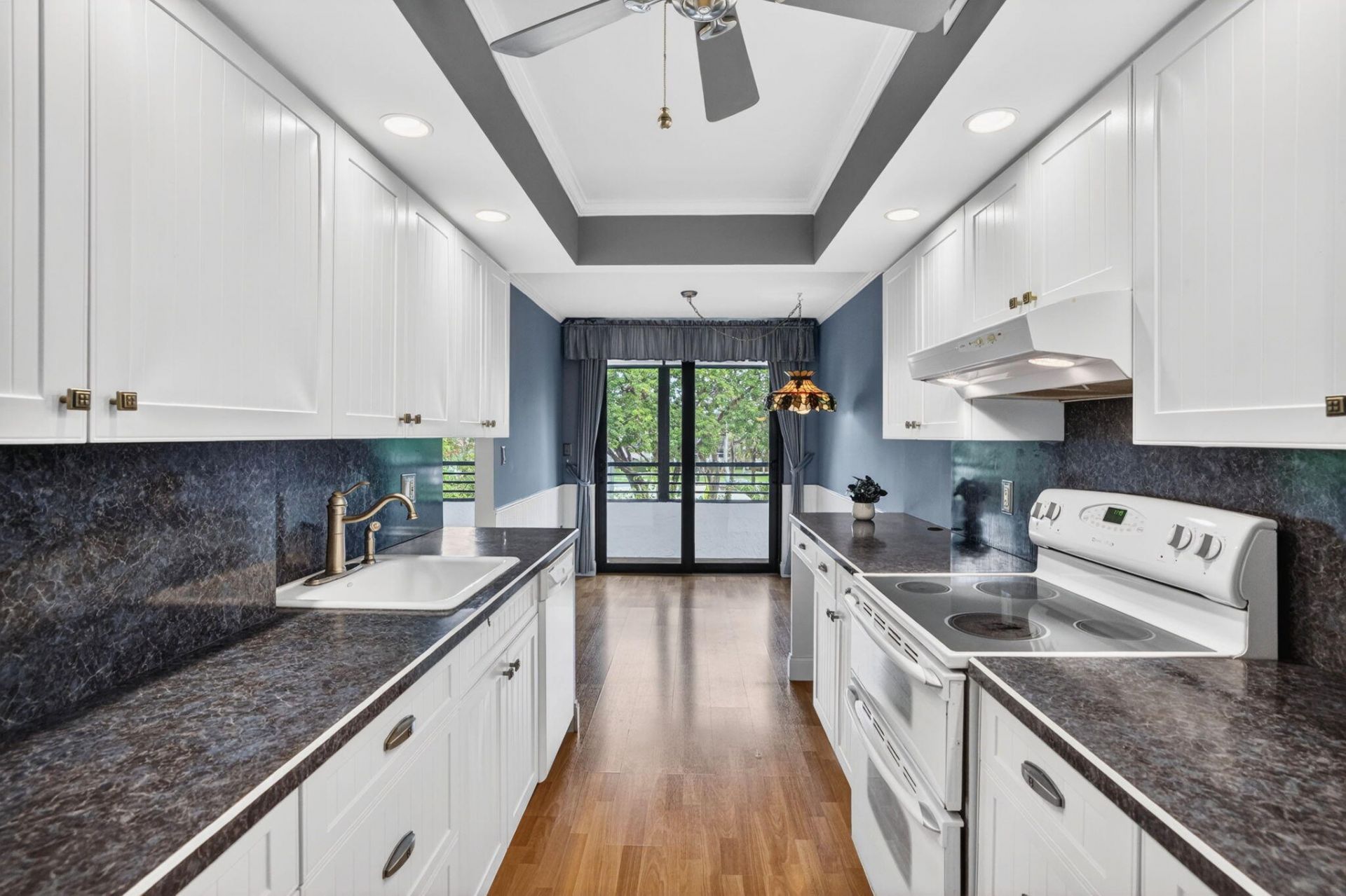 1410 Sheridan Street, Unit 19i, Hollywood, FL 33020 Photo