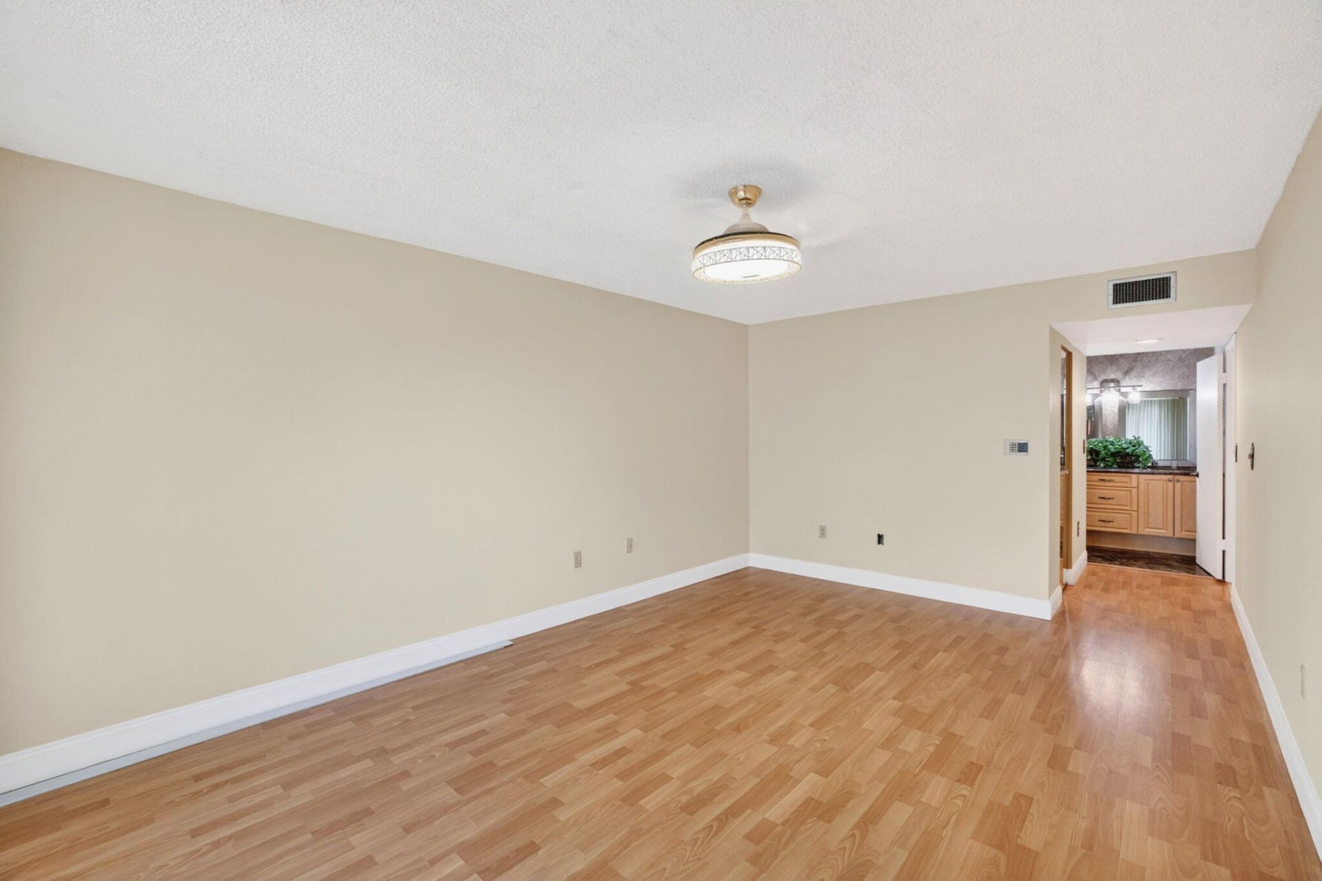 1410 Sheridan Street, Unit 19i, Hollywood, FL 33020 Photo