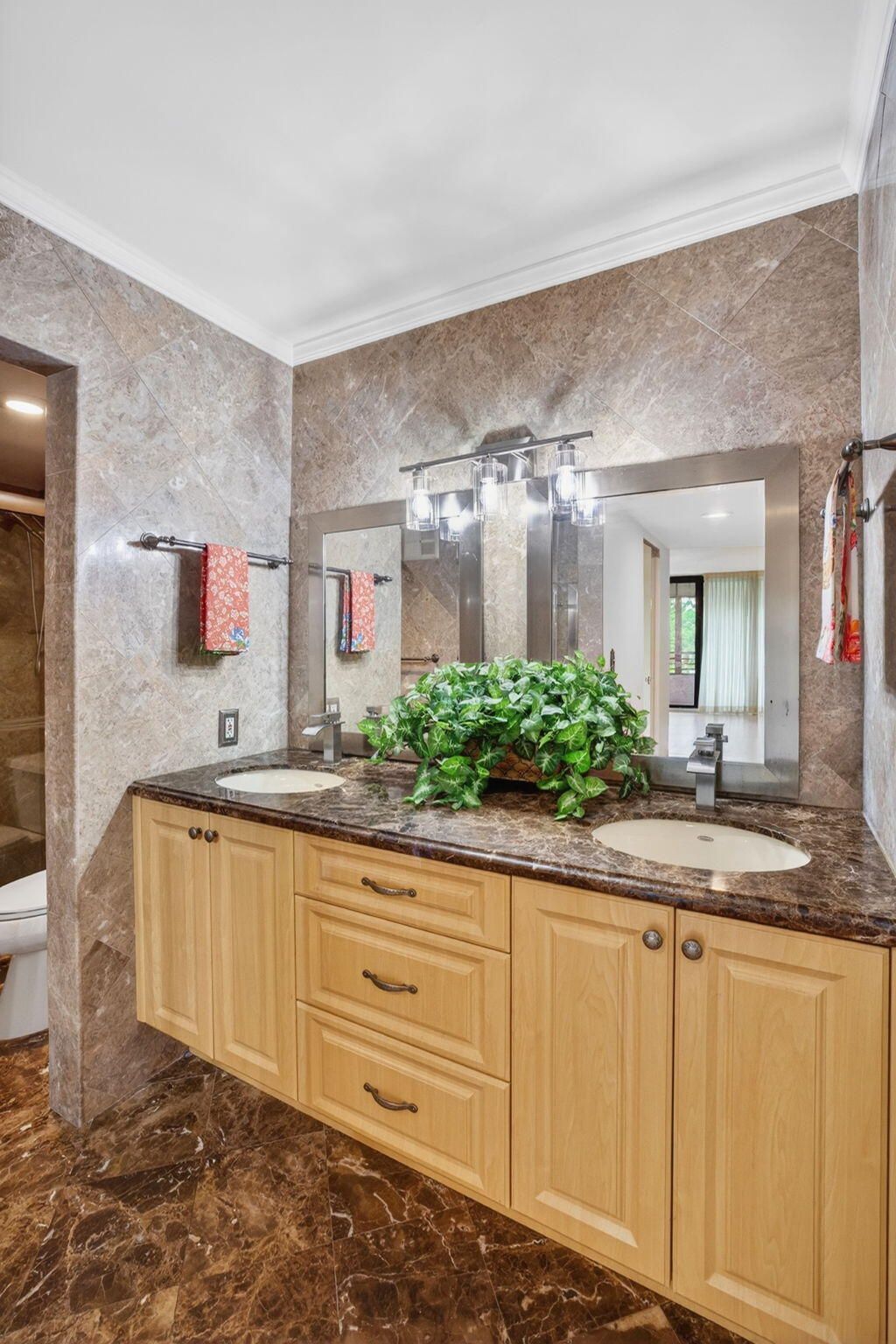 1410 Sheridan Street, Unit 19i, Hollywood, FL 33020 Photo