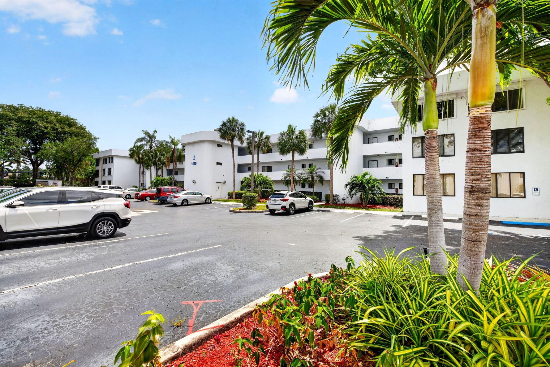 1410 Sheridan Street, Unit 19i, Hollywood, FL 33020 Photo