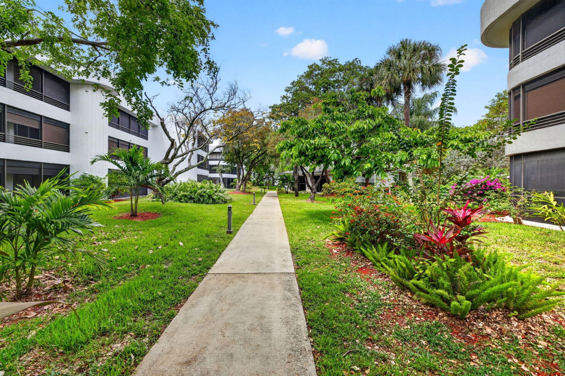 1410 Sheridan Street, Unit 19i, Hollywood, FL 33020 Photo
