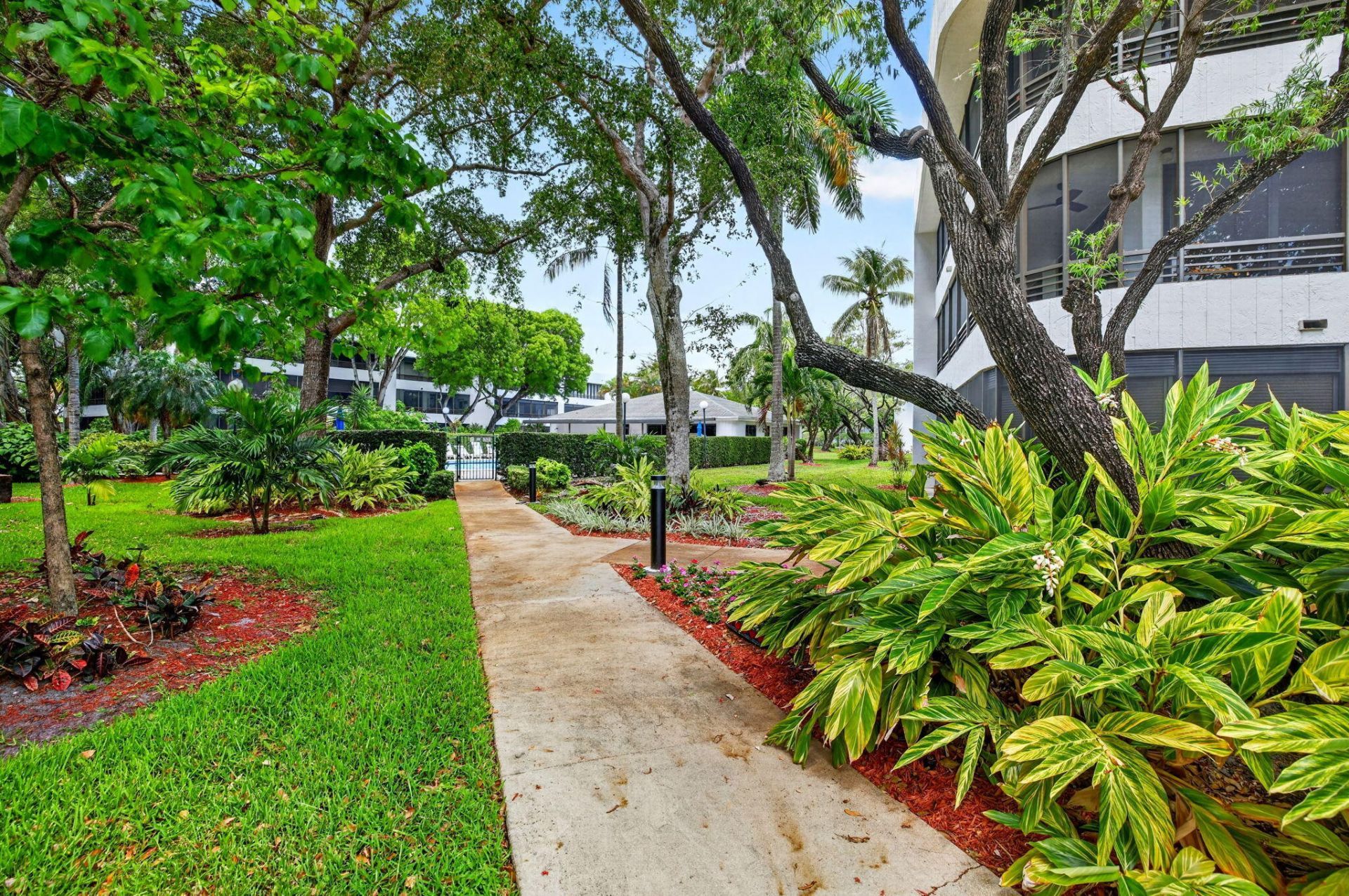 1410 Sheridan Street, Unit 19i, Hollywood, FL 33020 Photo