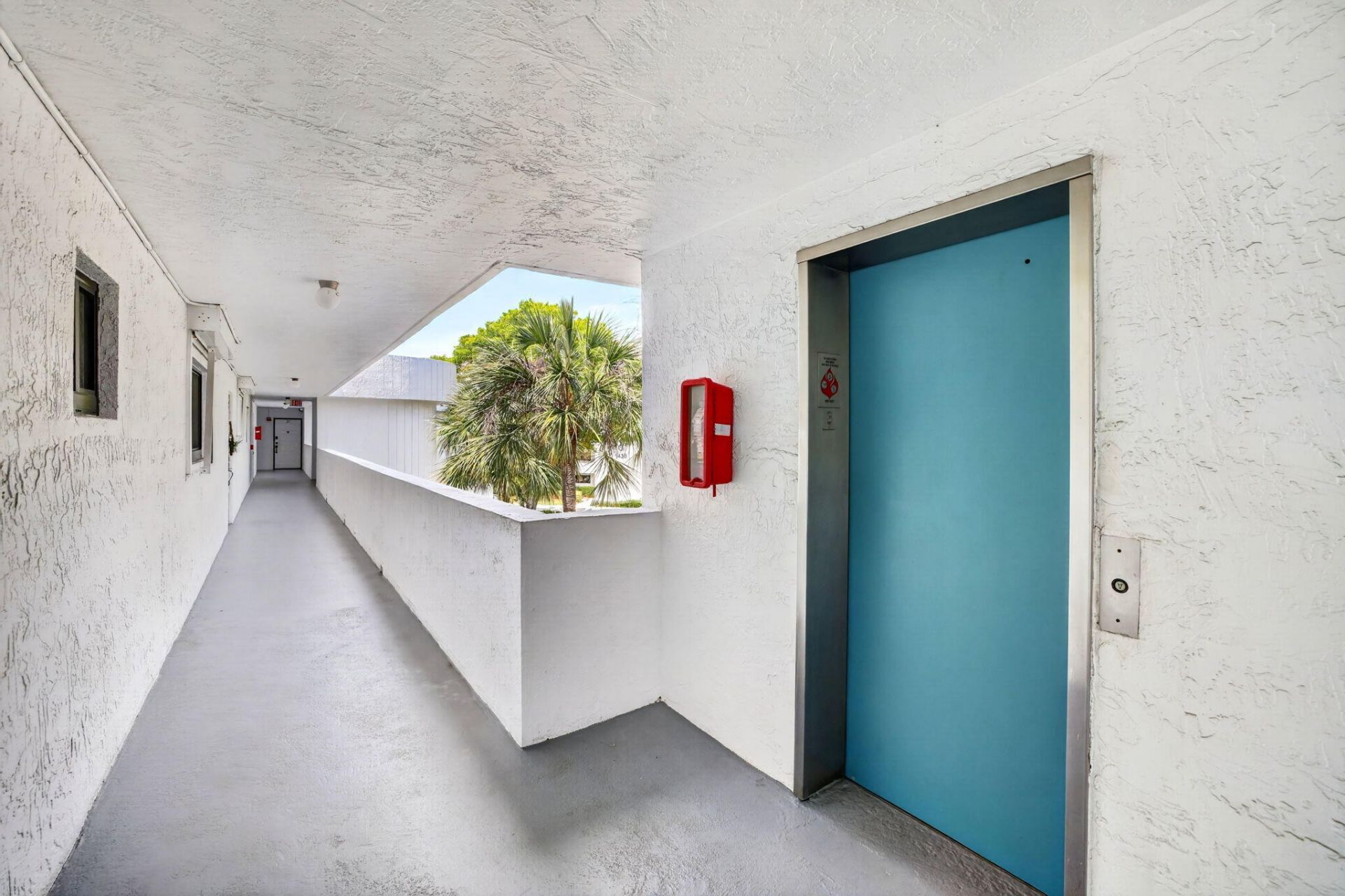 1410 Sheridan Street, Unit 19i, Hollywood, FL 33020 Photo