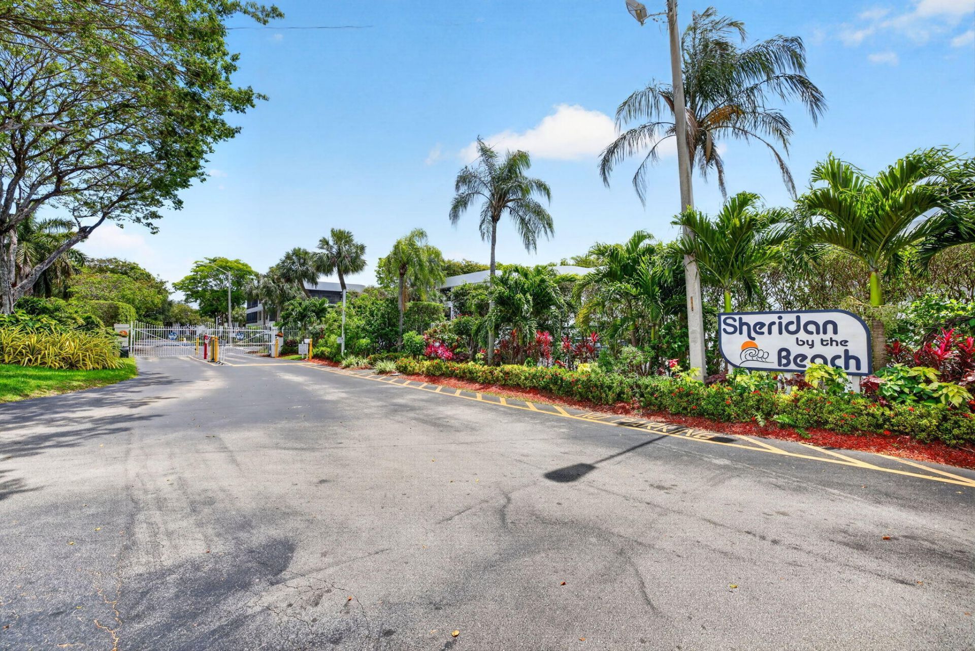 1410 Sheridan Street, Unit 19i, Hollywood, FL 33020 Photo