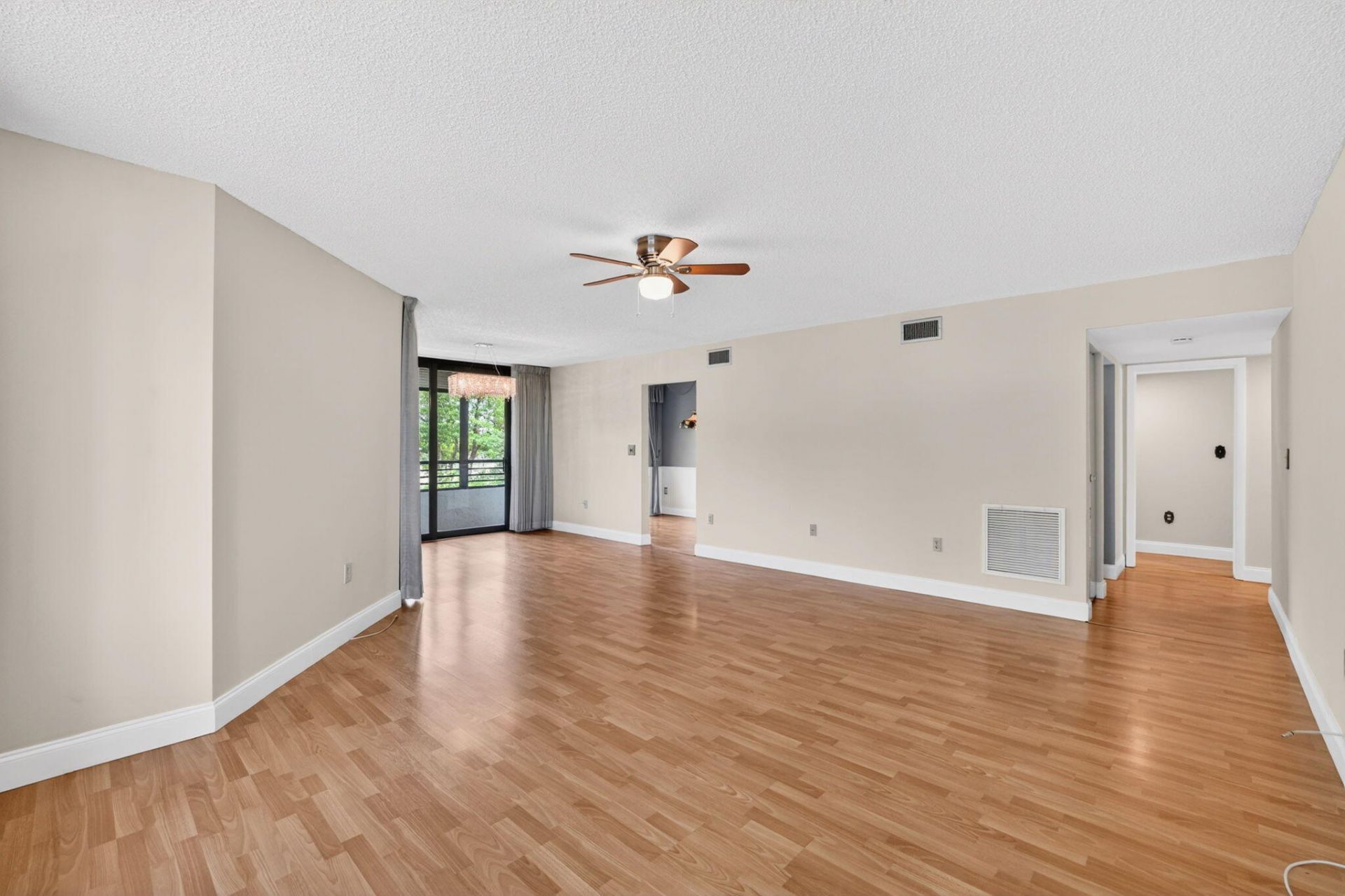 1410 Sheridan Street, Unit 19i, Hollywood, FL 33020 Photo