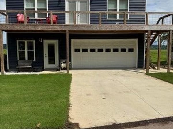 1040 Lake Drive , Hornbeak, TN 38232